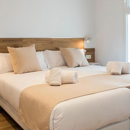 Elegant Rooms Lasarte מראה חיצוני תמונה