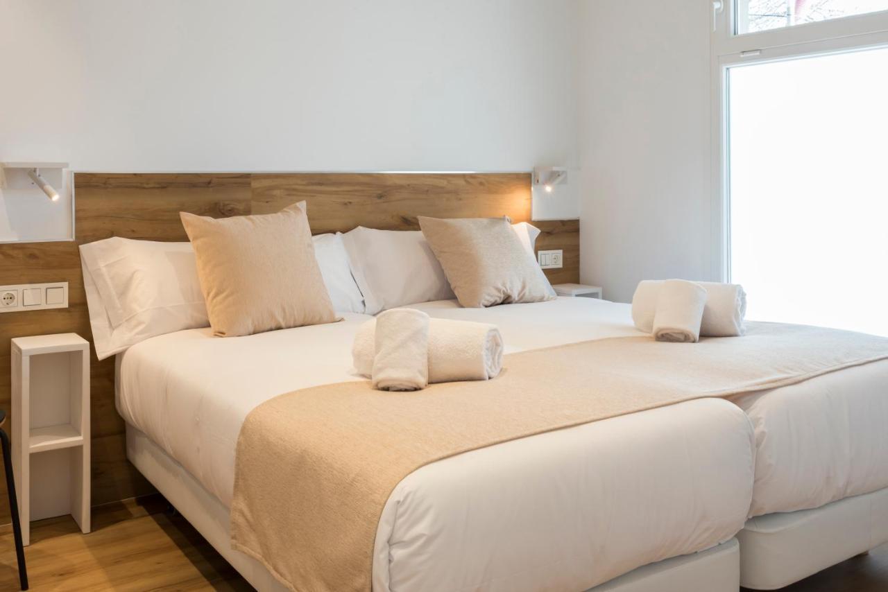 Elegant Rooms Lasarte מראה חיצוני תמונה