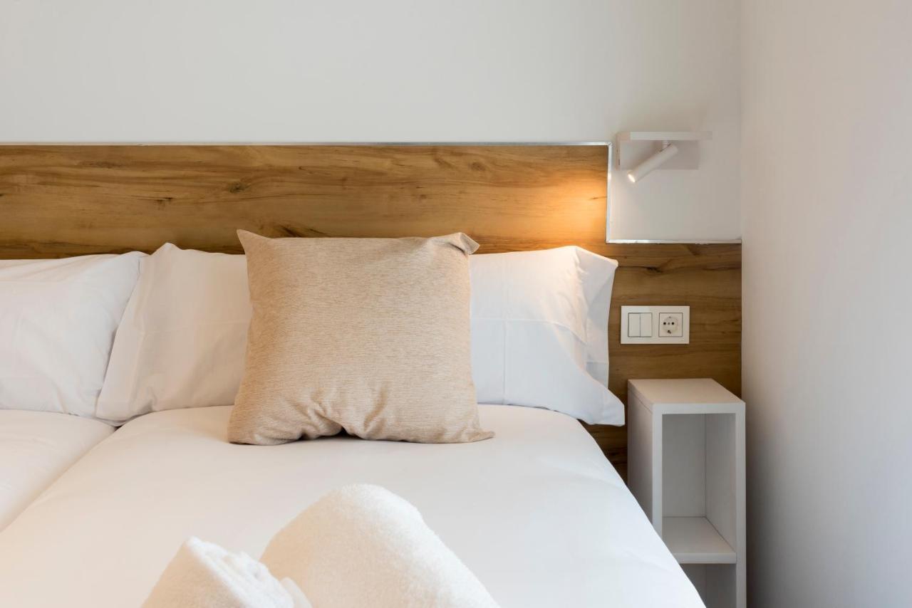 Elegant Rooms Lasarte מראה חיצוני תמונה