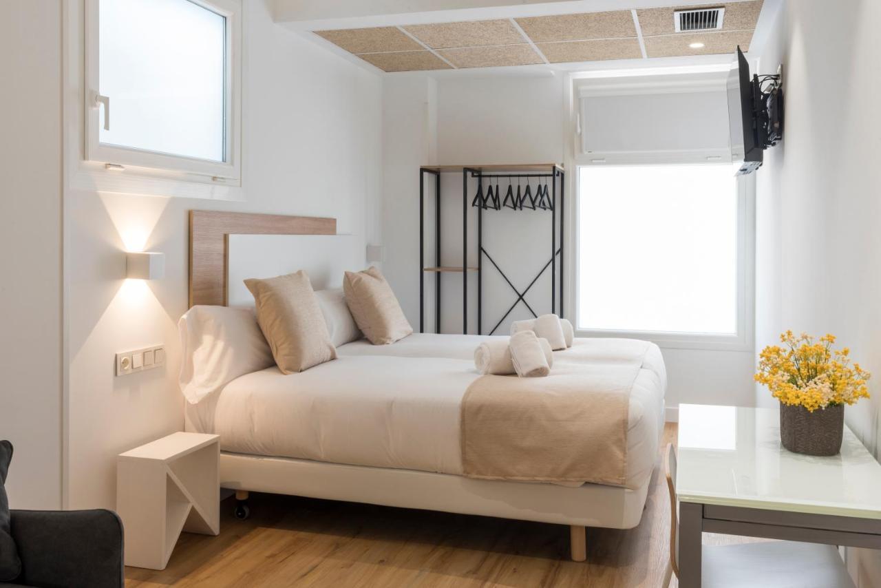 Elegant Rooms Lasarte מראה חיצוני תמונה
